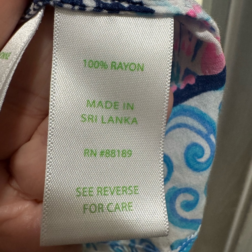 Lilly Pulitzer Nevie Off-The-Shoulder Top Oyster Bay Blue Krillin It - Picture 6 of 7
